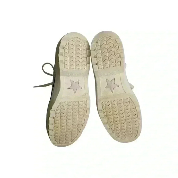 Converse Kids Size 5 Chuck Taylor All Star Lugged High Top Vapor Violet/White - Picture 9 of 10